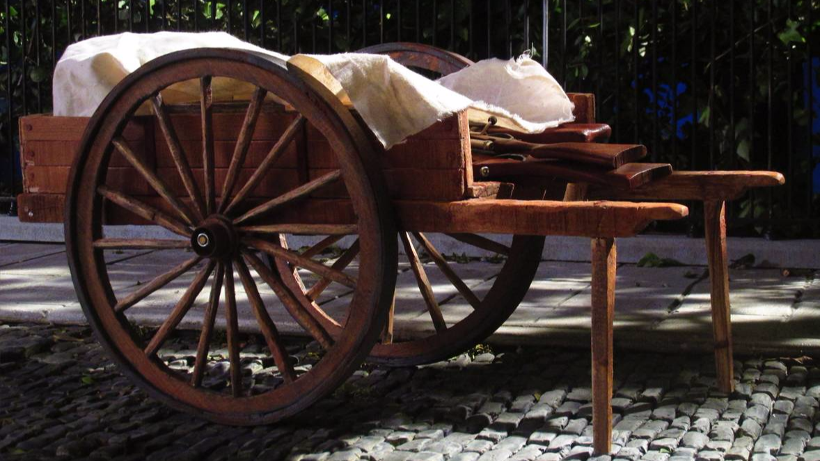 scale model of wooden cart